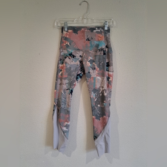 Lululemon Wunder Under Crop High-Rise *Roll Down Scallop Full-On Luxtreme 23" 4 - Picture 8 of 9